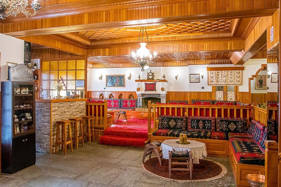 Hotel Apollon Мецово Екстериор снимка